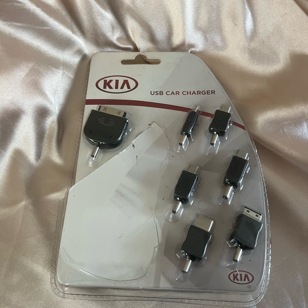 Kia USB car charger